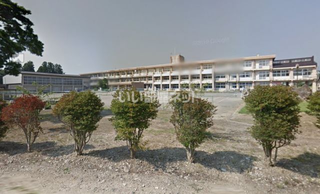 中学校　矢沢中学校（中学校）まで1598m