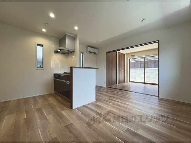 居室・リビング　リビング