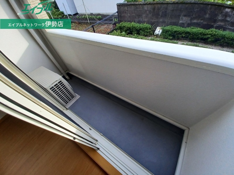 バルコニー　同型タイプ画像