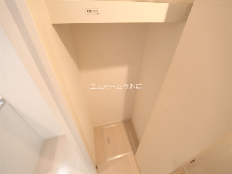 収納　クローゼット（収納充実してます）