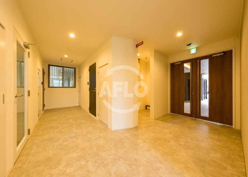 ロビー　S-MOVE大阪鶴見　ロビー