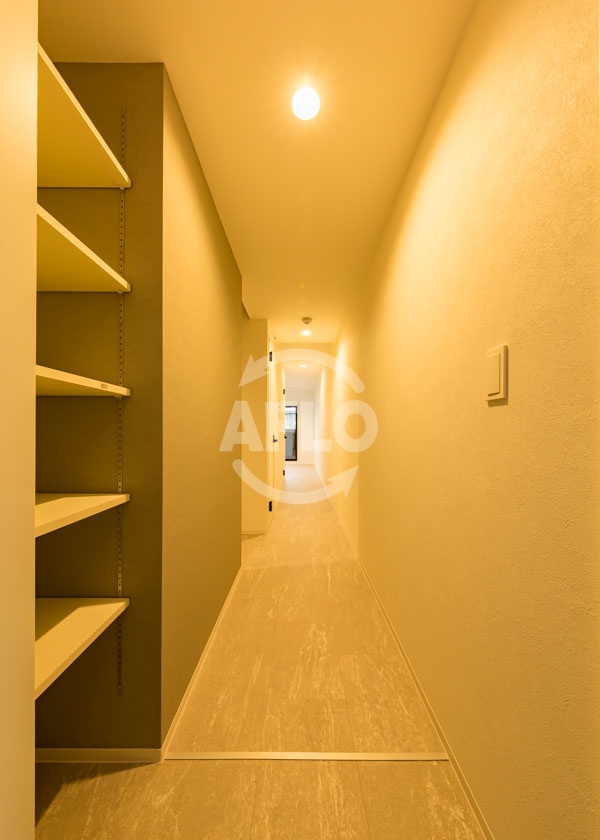 玄関　S-MOVE大阪鶴見　玄関