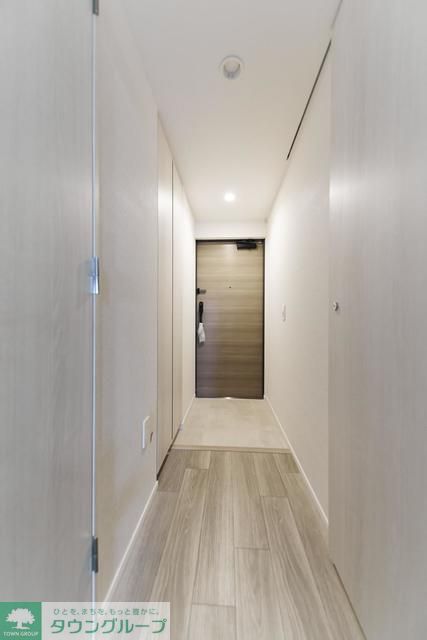 玄関　※写真は同タイプ住戸です。