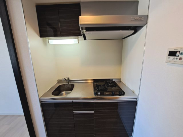 キッチン　コンパクトなキッチンで掃除もラクラク