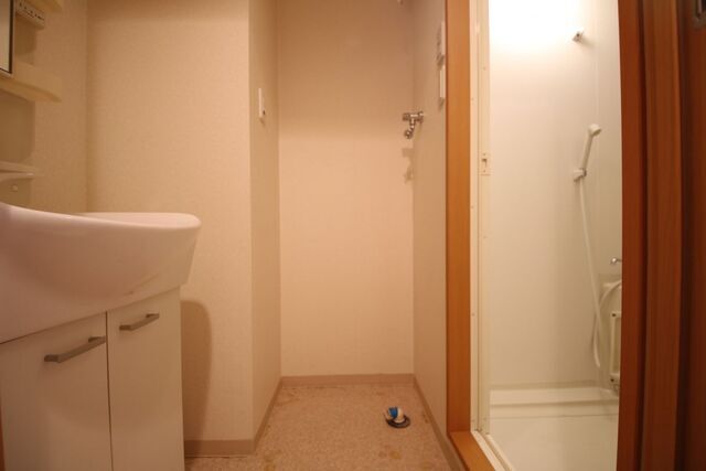 洗面設備　※別室の参考写真の為、現況優先です。