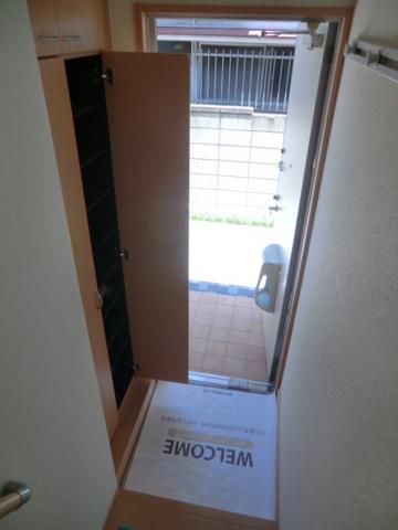 玄関　シューズＢＯＸ付き