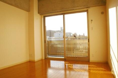 居室・リビング　サン・ロレンツ心斎橋東　洋室