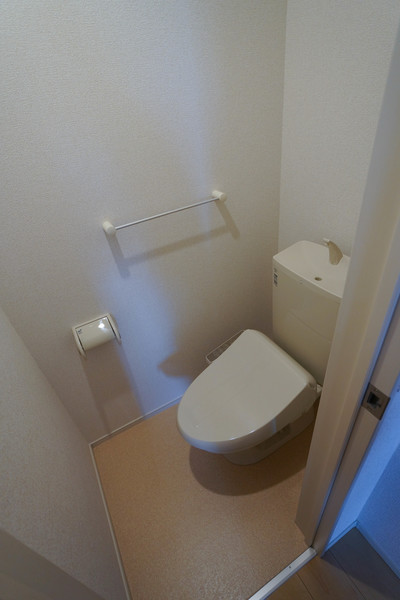 トイレ　同じ建物の別なお部屋