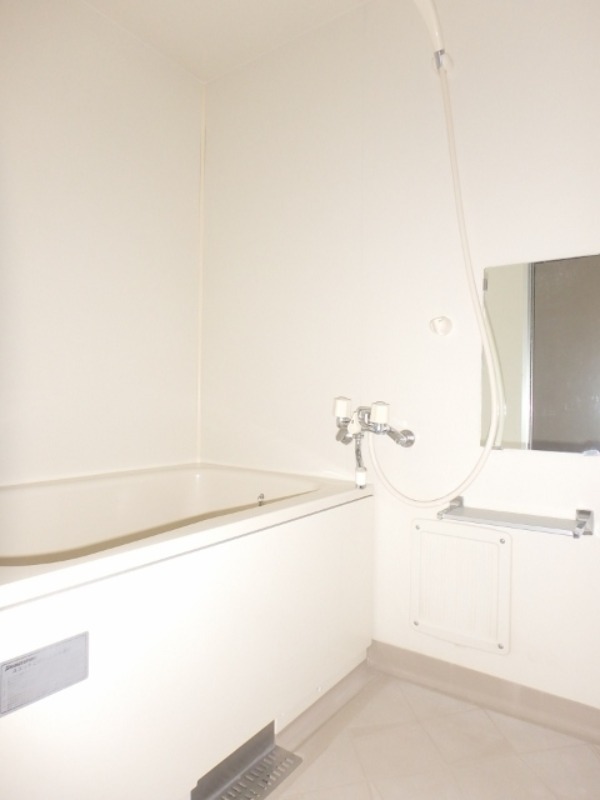 バス・シャワールーム　図面と現状に相違がある場合には現状を優先