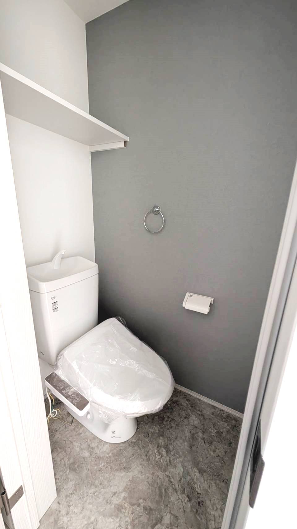 トイレ　別号室