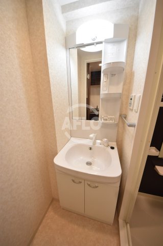 洗面設備　Luxe西長堀（ラグゼ西長堀）　独立洗面台