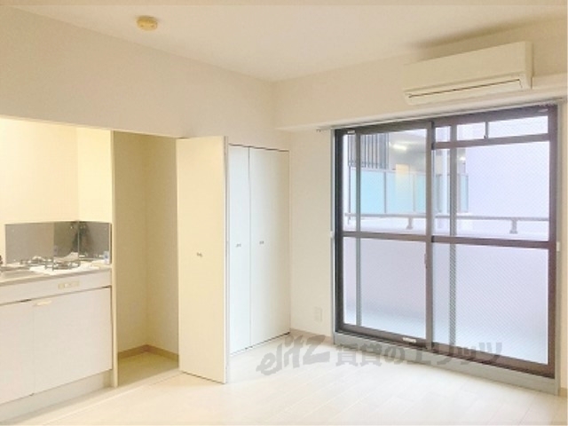 居室・リビング　洋室