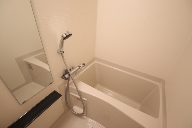 バス・シャワールーム　※別室の参考写真の為、現況優先です。