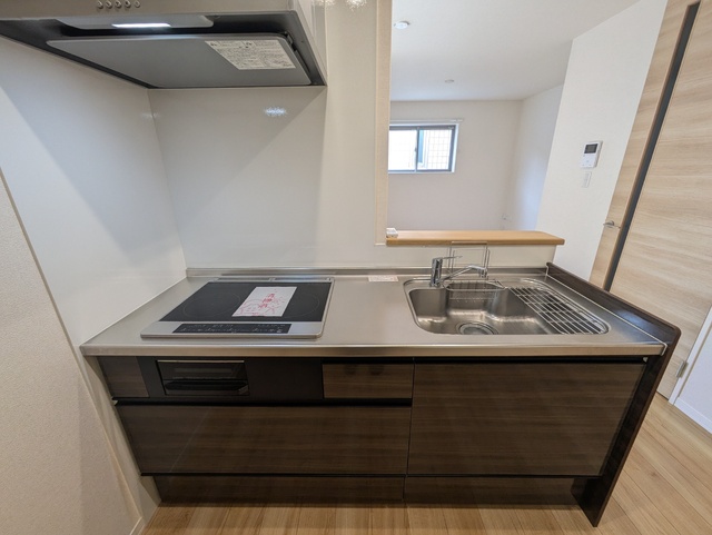 エントランス　オートロック付のエントランス・宅配ＢＯＸあり