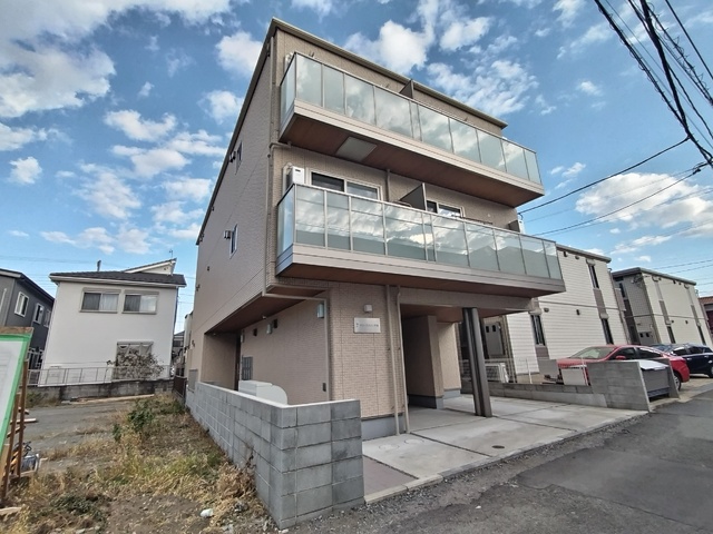 建物外観　閑静な住宅街にある築浅物件♪