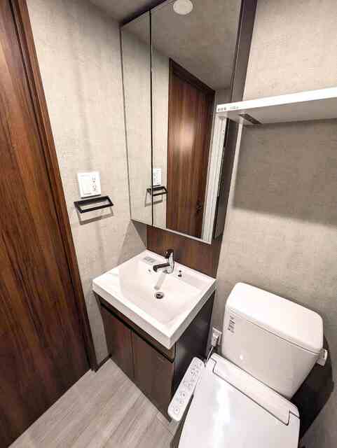 洗面設備　◆朝の支度に便利な洗髪洗面化粧台◆