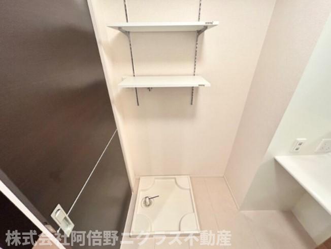 その他　内装は別部屋の参考写真です。