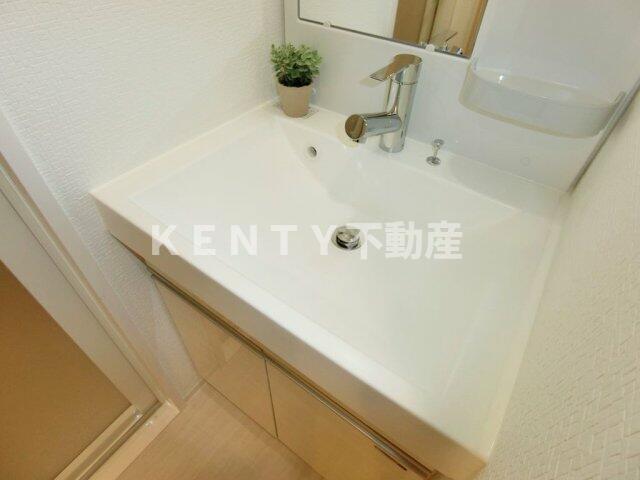 洗面設備　忙しい朝には欠かせない洗面所です