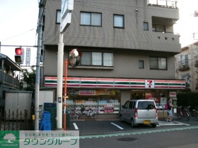 コンビニ　セブンイレブン世田谷北烏山店（コンビニ）まで330m