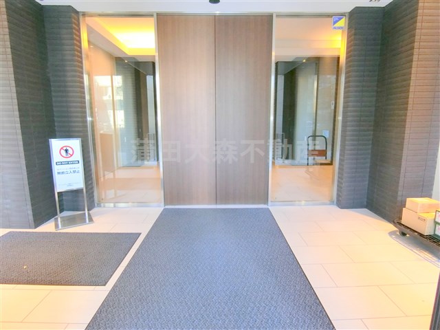 エントランス　エントランス