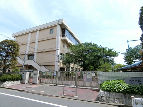 中学校　大田区立蒲田中学校（中学校）まで691m