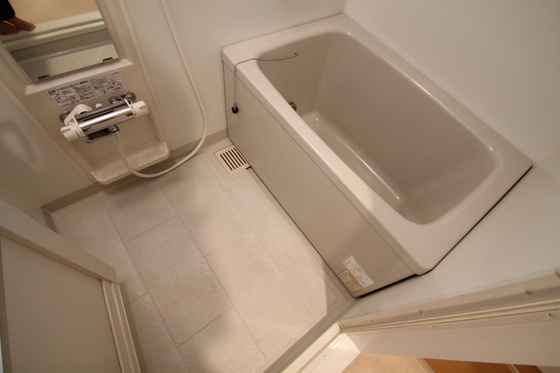 バス・シャワールーム　※別部屋の写真です