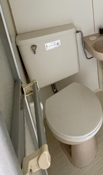 トイレ　※他号室の写真です