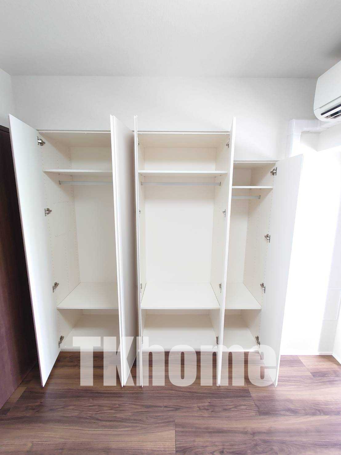 収納　大型クローゼット（同マンション別室・参考写真）