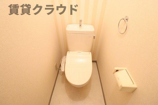 トイレ　清潔感のあるトイレです