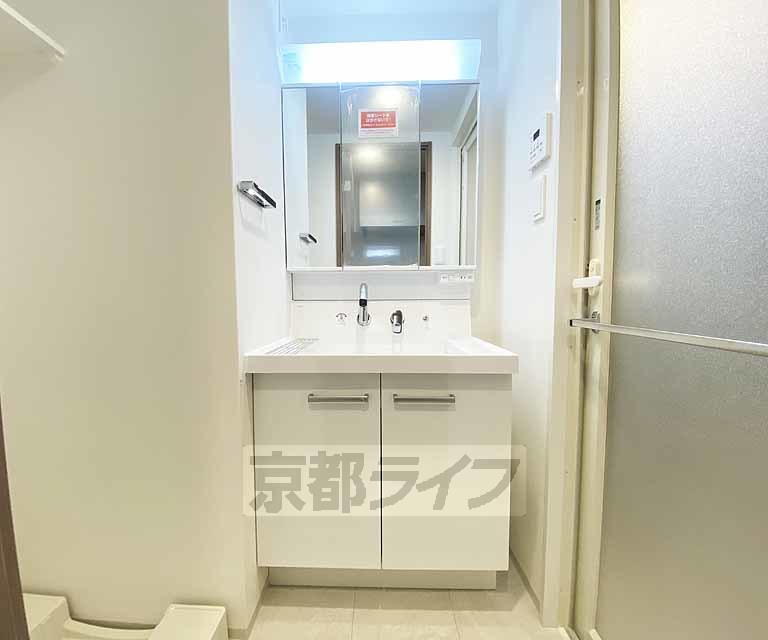 洗面設備　独立洗面台