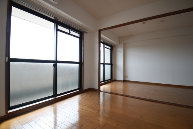 居室・リビング　※別室の参考写真の為、現況優先です。