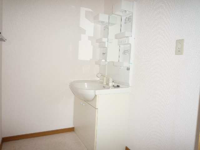 洗面設備　シャワー付洗面台