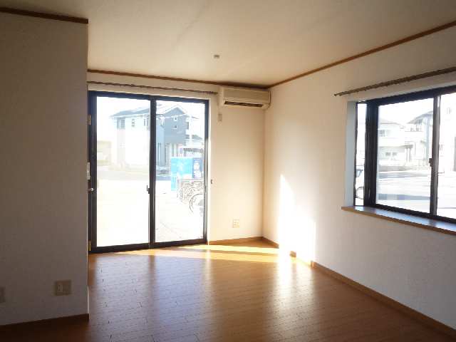 居室・リビング　リビング