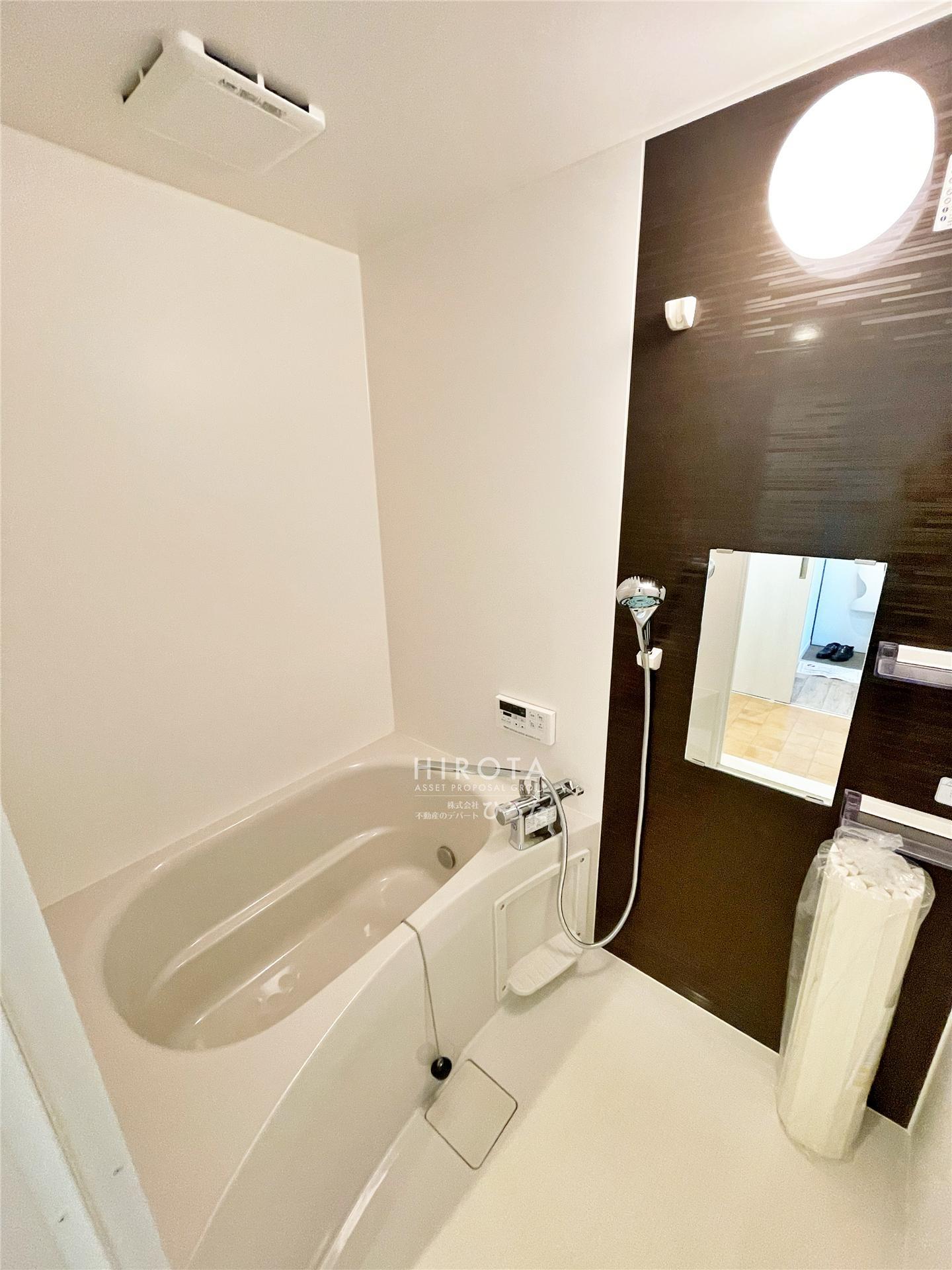 バス・シャワールーム