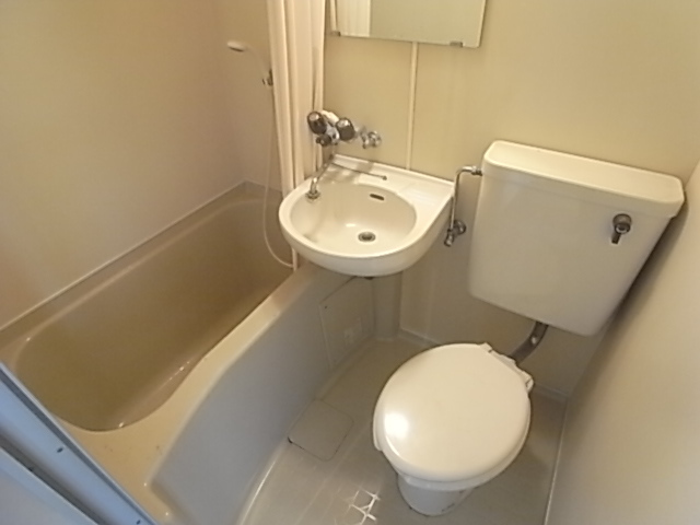 バス・シャワールーム