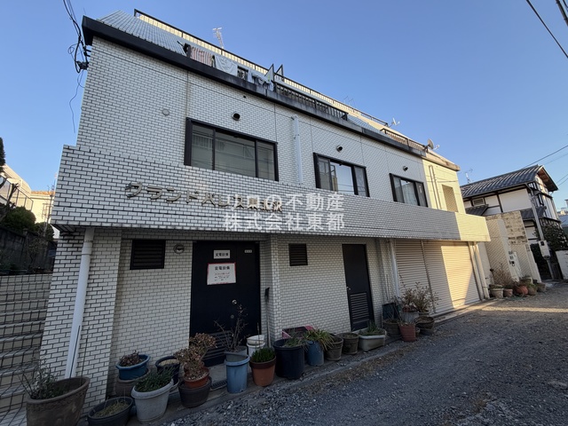 建物外観　丈夫で安心の鉄筋コンクリート造マンションです☆