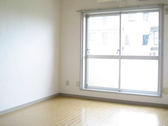 居室・リビング　洋室１　※現況優先