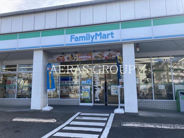 コンビニ　ファミリーマート 藤沢羽鳥店（コンビニ）まで412m