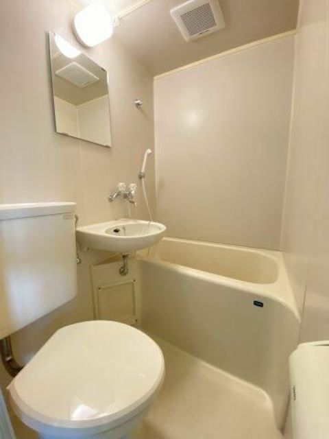 バス・シャワールーム　※同物件別号室（イメージ）