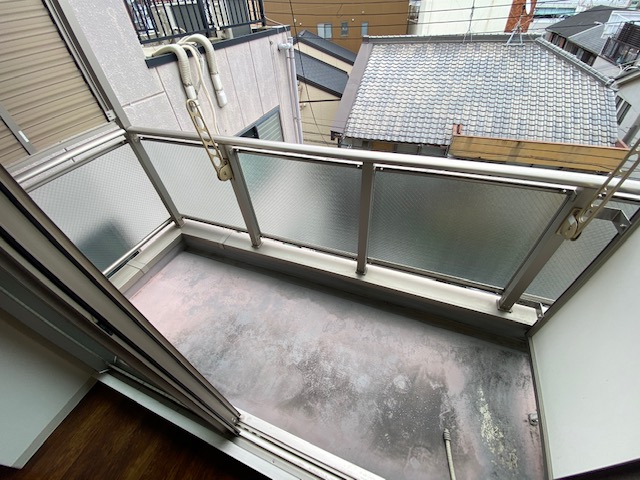 バルコニー　室内は現況を優先します