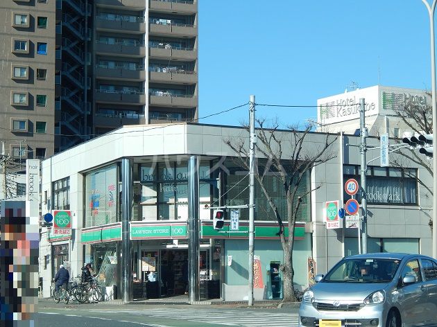 コンビニ　ローソンストア１００　春日部中央店（コンビニ）まで584m