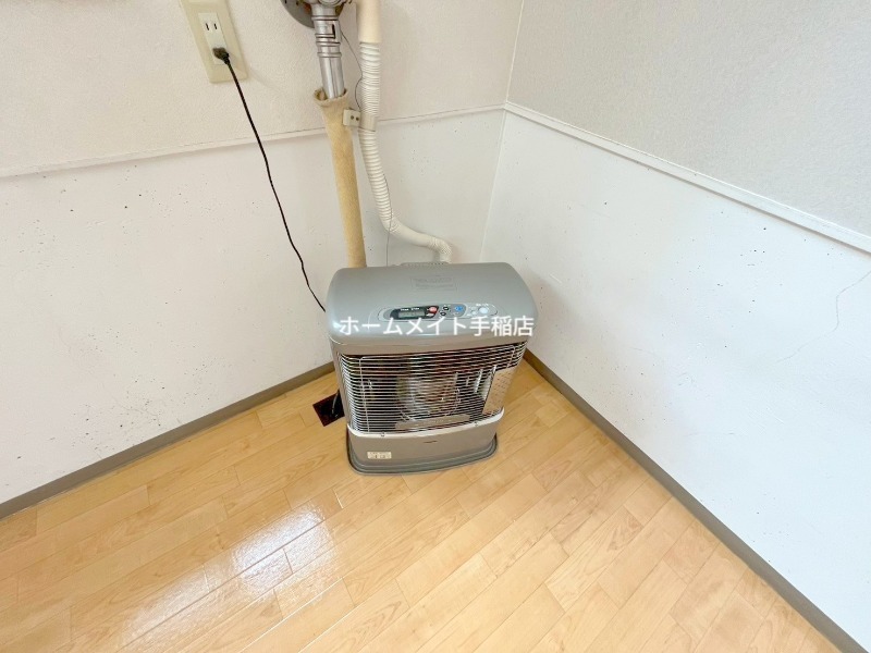 その他設備　灯油ストーブ付きです！