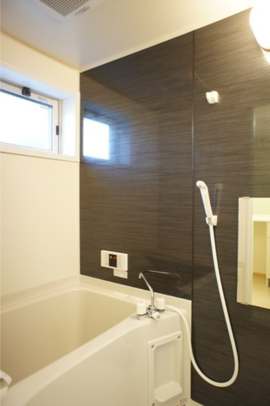 バス・シャワールーム　図面と現状に相違がある場合には現状を優先