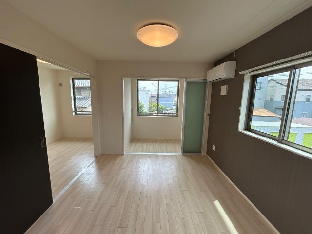 居室・リビング　リビング