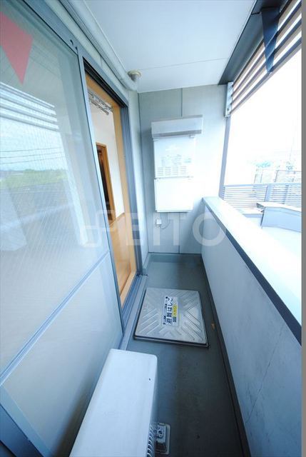 バルコニー　同マンション別タイプ