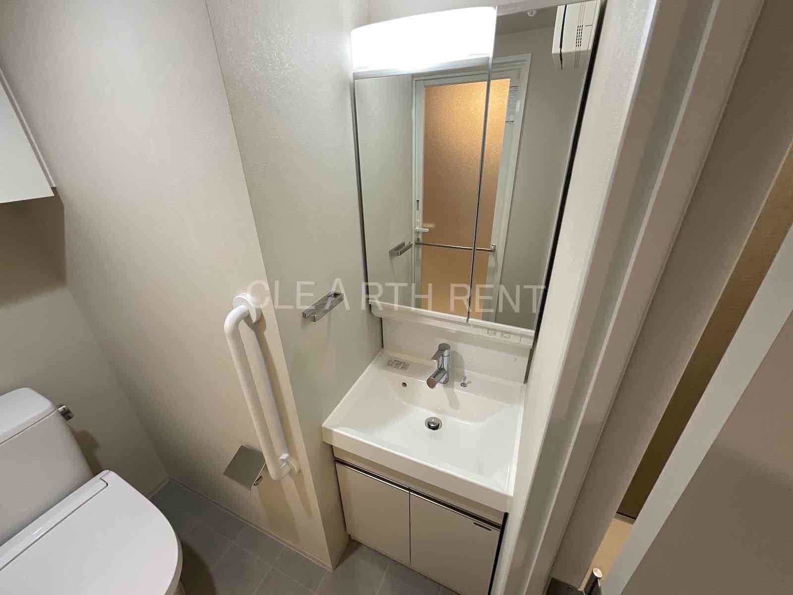 洗面設備　同タイプ別住戸写真となります。現況と異なる場合がございます。