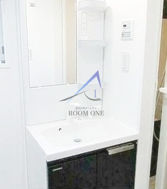 洗面設備　洗面台です。