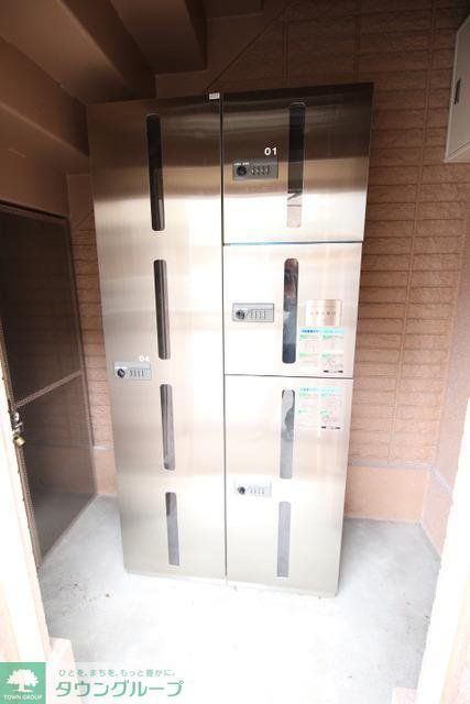 その他設備　宅配ボックス付き