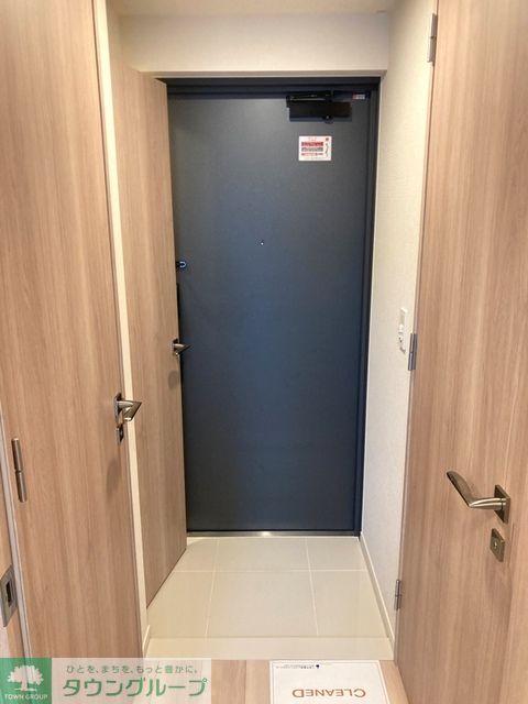 玄関　※写真は同タイプ住戸です。