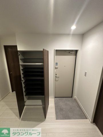 玄関　同施工タイプ